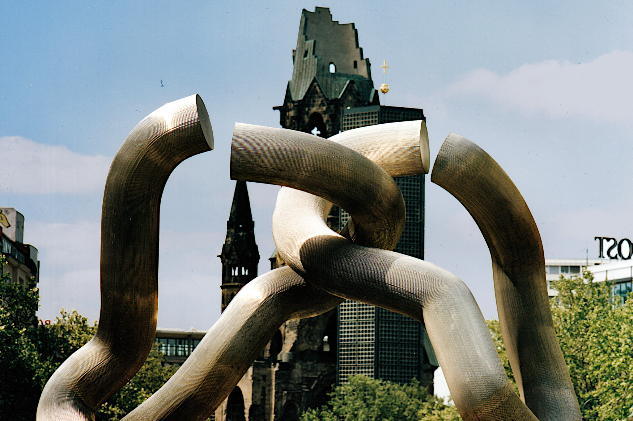 Gedächtniskirche mit Spaghettis